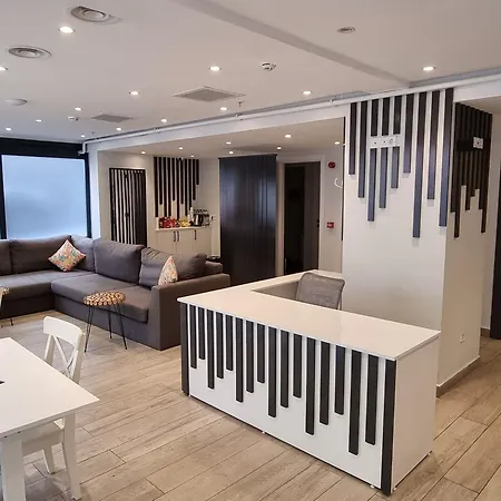 10m2 Hotel-2